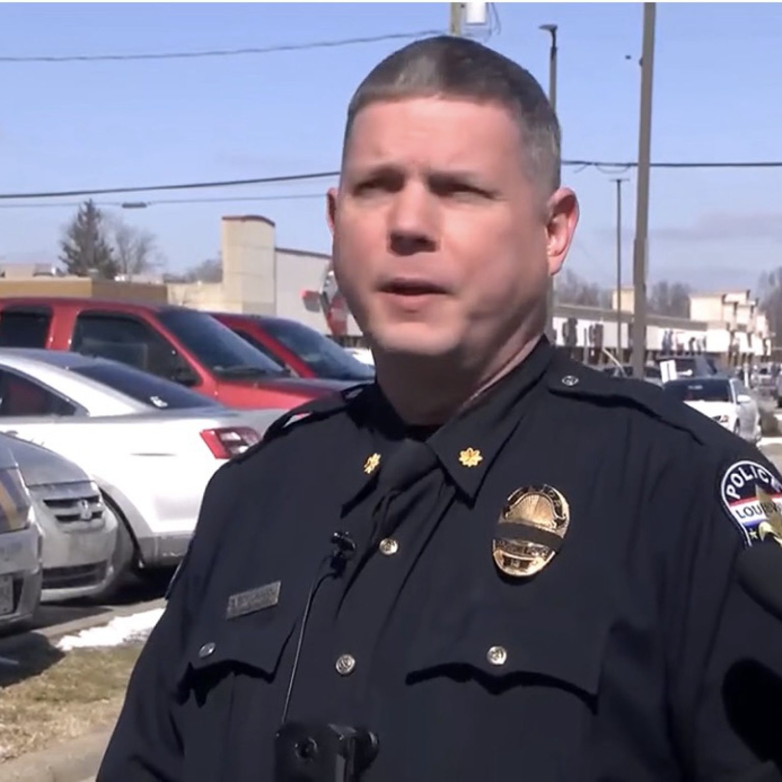 Three People Shot & Killed Outside Drivers License Office In Louisville ...